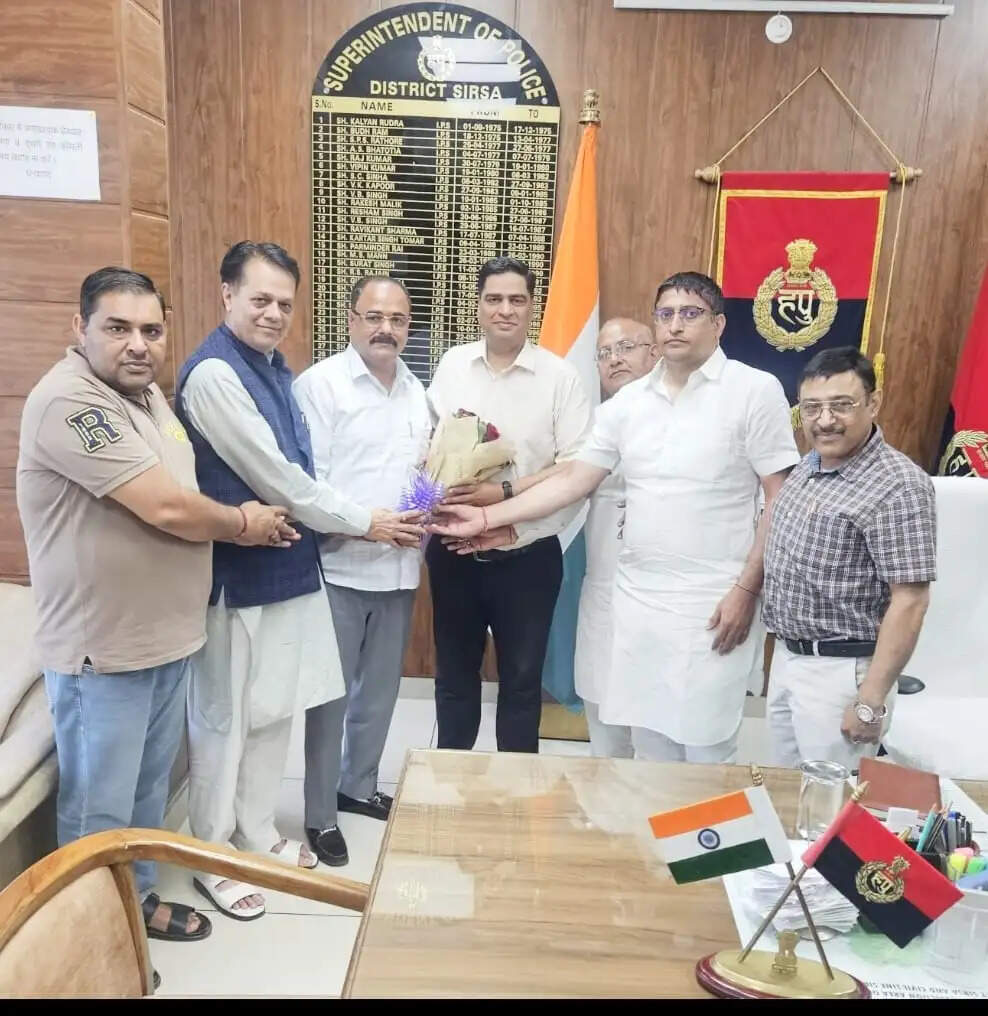 Sirsa SP Deepak Saharan Meeting with Swarnakar Sangh Members