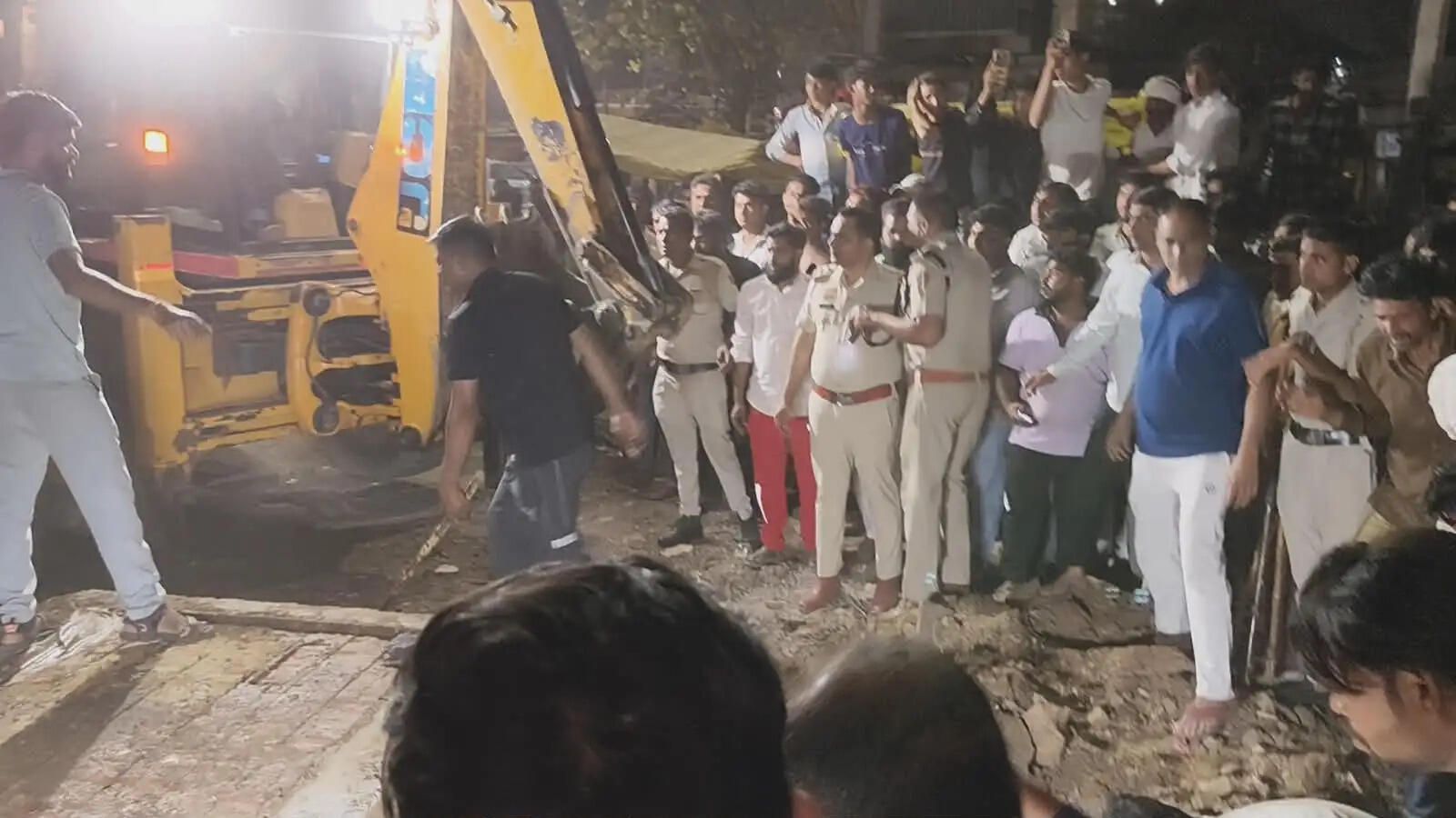 Sewer cleaning accident in Firozpur Jhirka Nuh