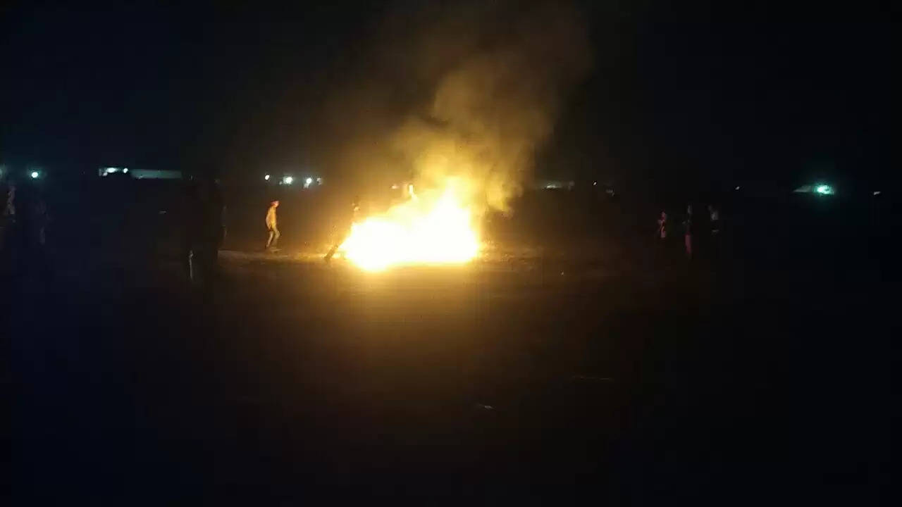 गांव कुम्हारिया holika dahan 